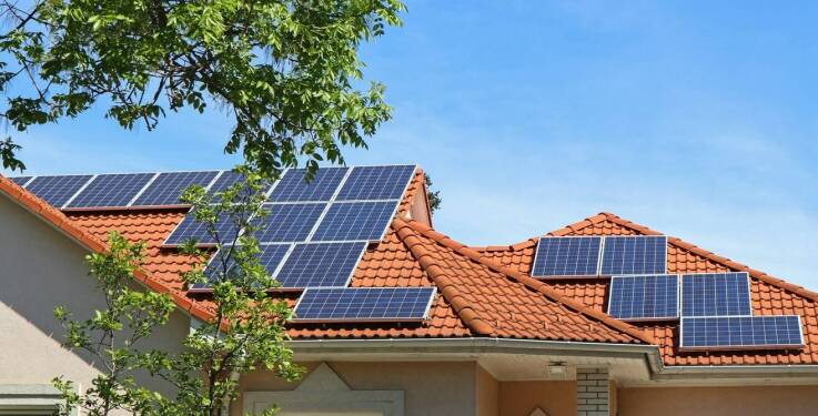 Krok po kroku: formalności związane z dotacjami na instalacje fotowoltaiczne w Mazowieckiem