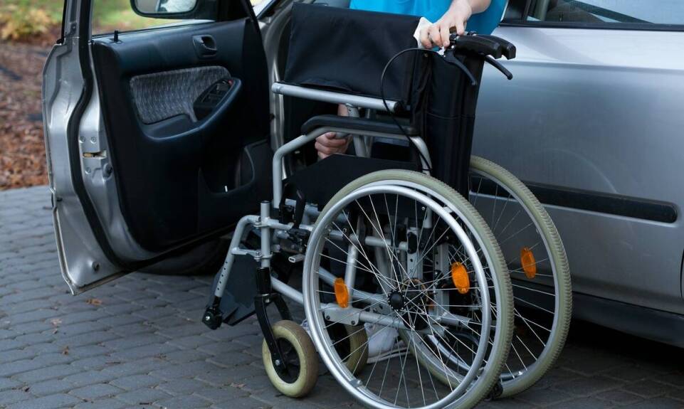 Jakie usługi oferuje prywatny transport medyczny dla pacjentów z niepełnosprawnościami?