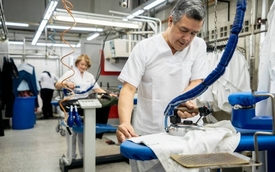 Pranie odzieży roboczej a wizerunek firmy - dlaczego to ważne?