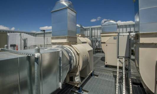 Jakie są korzyści z integracji biofiltrów w systemach wentylacyjnych?