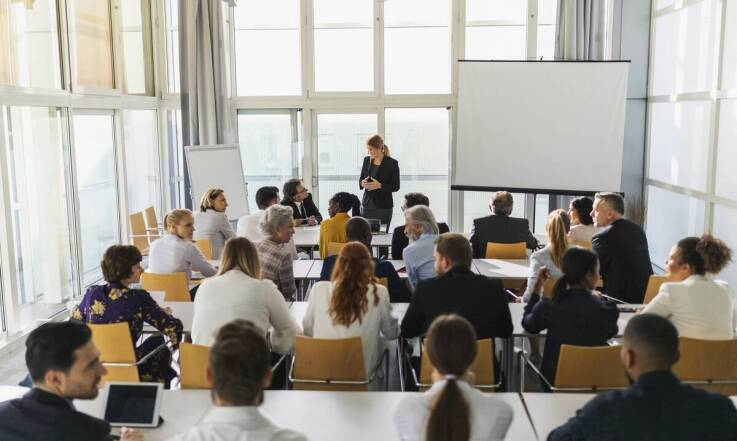 Dlaczego warto inwestować w szkolenia z zakresu CO2 dla zespołów technicznych?