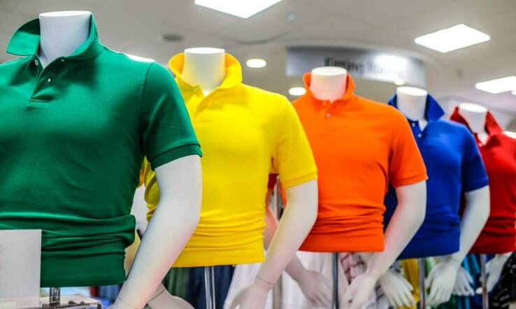 Wygodne i modne coole t shirts für jungs – dlaczego warto je mieć w szafie?