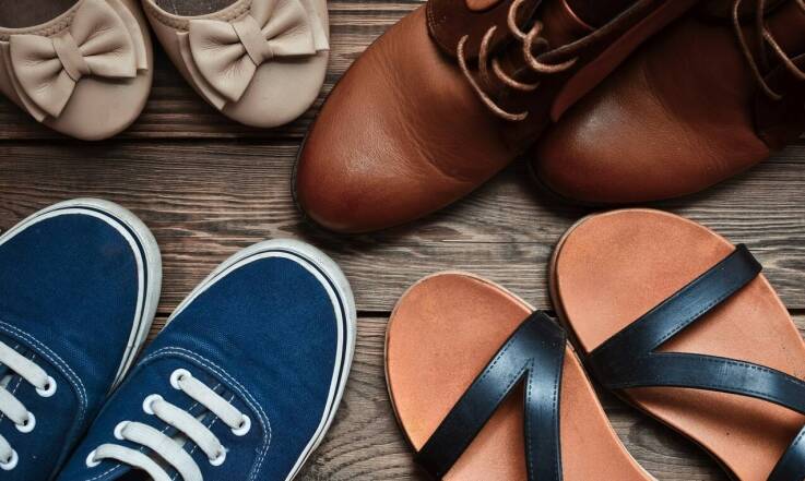 Jakie akcesoria do odzieży dziecięcej są dostępne w hurtowniach?