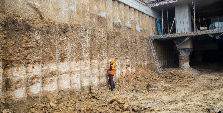 Jakie są etapy realizacji hydroizolacji obiektów budowlanych?