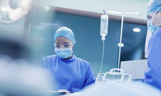 Kiedy warto rozważyć abdominoplastykę po ciąży lub utracie wagi?