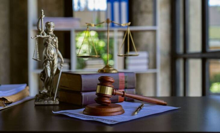 Jakie są kluczowe elementy skutecznej obsługi prawnej dla przedsiębiorców?