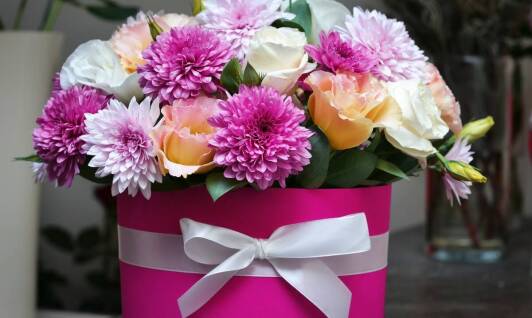 Flower boxy – idealne rozwiązanie dla zapracowanych klientów