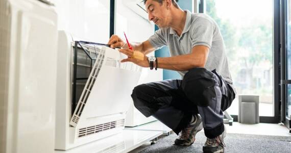 Klimatyzacja a jakość powietrza: jak odpowiednio dobrane urządzenie może poprawić komfort życia?