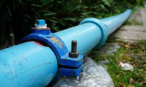 Zastosowanie kolanek hydraulicznych w instalacjach wodociągowych