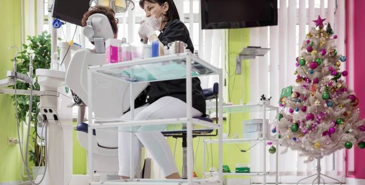 Jakie pytania warto zadać dentystowi przed pierwszą wizytą?