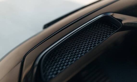 Dlaczego subwoofer JBL to doskonały wybór do systemu audio w ogrodzie?