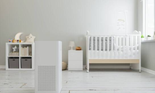 Oczyszczacz powietrza przemysłowy – jak zintegrować go z istniejącymi maszynami?