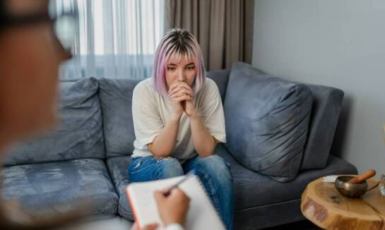 Psychoterapia a poprawa samooceny u młodzieży