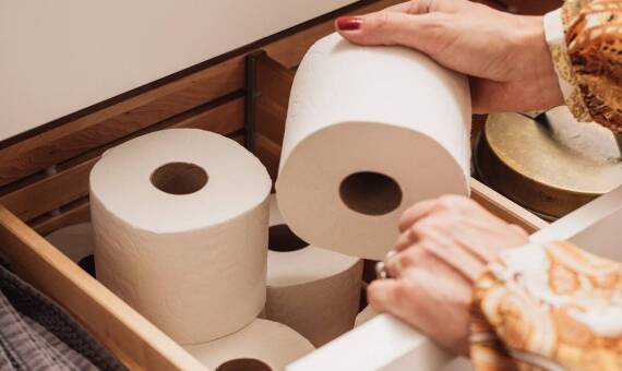 Papier toaletowy do podajnika – kluczowy element w utrzymaniu czystości w biurze