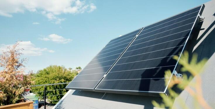 Projektowanie instalacji PV z myślą o środowisku i jakości powietrza