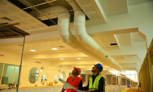 Osuszanie wilgoci – jak wpływa na komfort życia mieszkańców?