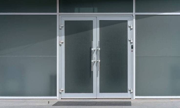 Drzwi Ostrów Mazowiecka: Odpowiedni wybór dla domów jednorodzinnych