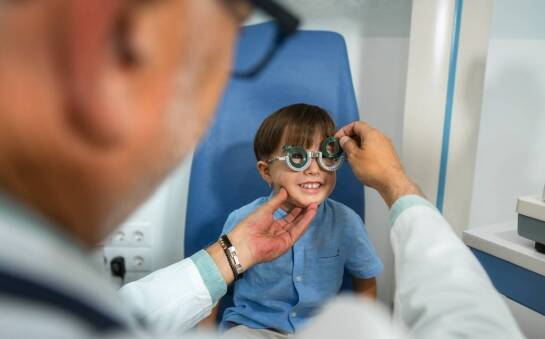 Co obejmuje pełna diagnostyka okulistyczna dla dzieci i niemowląt?