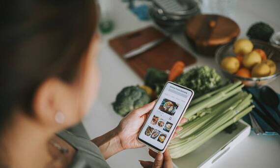 Jak dieta online wspomaga kontrolę wagi u pacjentów stosujących leki na odchudzanie?