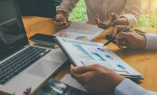 Reprezentowanie wspólnoty przed organami administracji – jak skutecznie zarządzać nieruchomościami?