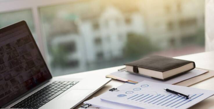 Jak technologie cyfrowe wspierają przeprowadzanie audytów wewnętrznych u producentów materiałów odniesienia?