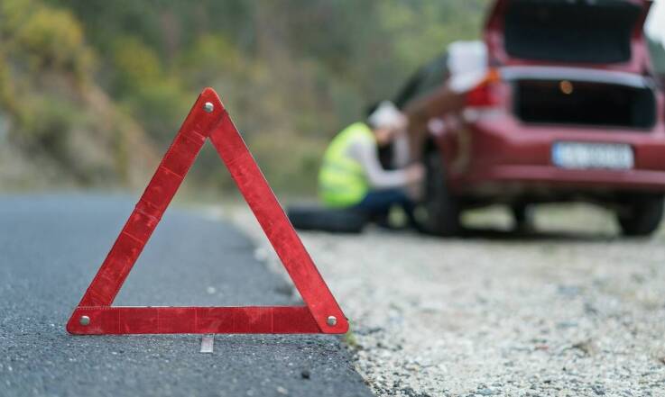 Jak działa całodobowa pomoc drogowa dla pojazdów ciężarowych?