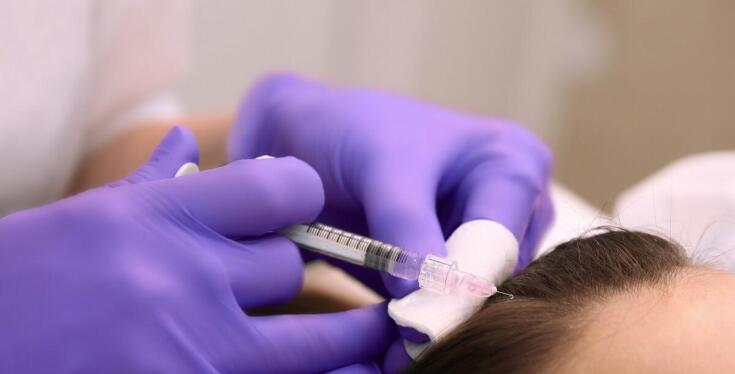 Jakie są trendy w medycynie estetycznej dotyczące wypełniania zmarszczek?