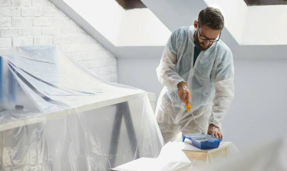 Proces malowania klatek schodowych krok po kroku – czego możesz oczekiwać?