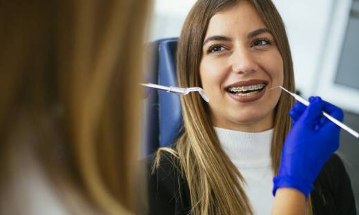 Jakie są najczęstsze mity dotyczące noszenia aparatów ortodontycznych?