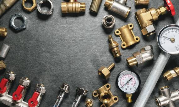 Jak dobrać odpowiednie materiały do systemów odwodnieniowych?