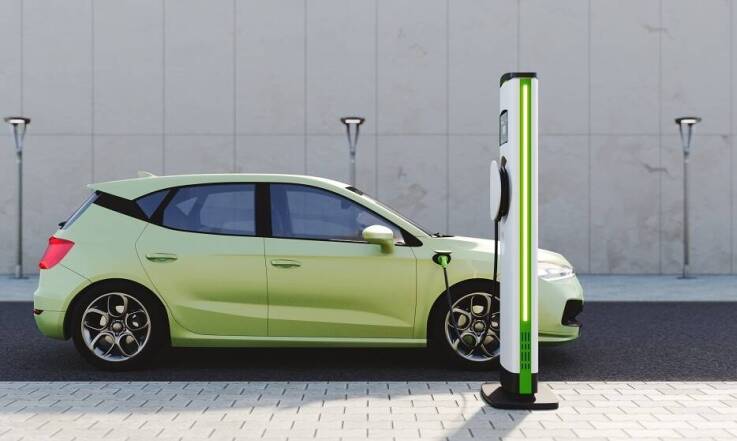 Czym różni się samochód elektryczny od auta hybrydowego?