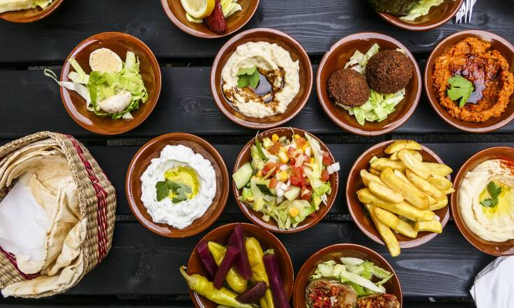 Co warto zjeść w Grecji? Tradycyjne dania i lokalne przysmaki