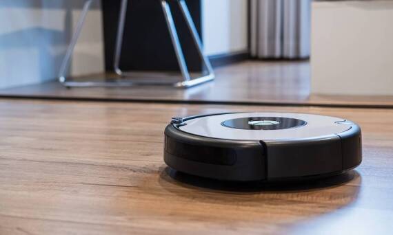 Z czego są wykonywane obudowy odkurzaczy bezobsługowych?