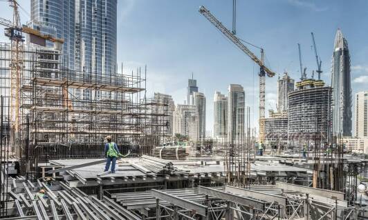 Jak profesjonalny montaż wpływa na trwałość konstrukcji stalowej hali?