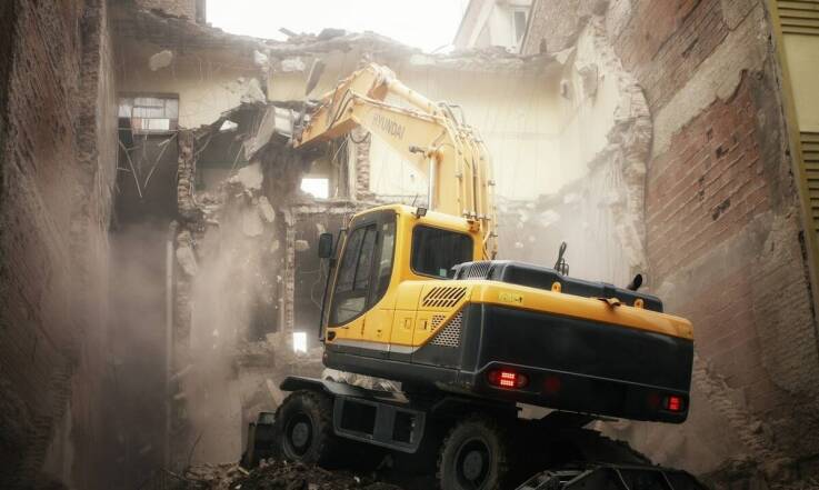 Wynajem koparki a optymalizacja kosztów w projektach budowlanych