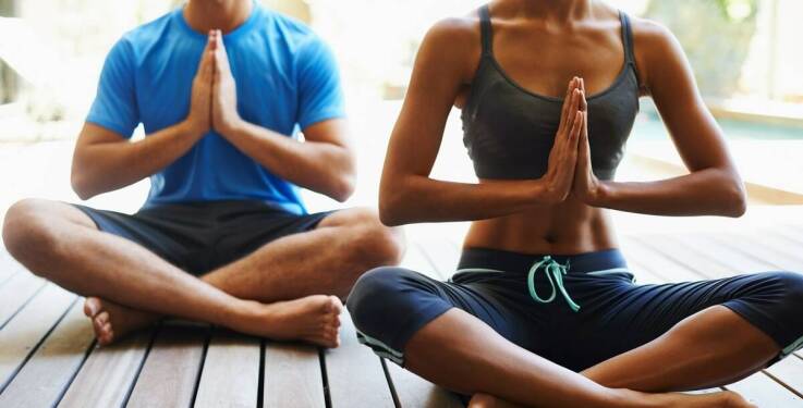 Joga w klubie fitness: odkryj spokój i równowagę ciała w Krakowie