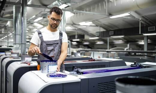 Wpływ technologii cyfrowej na szybkość realizacji zamówień książek