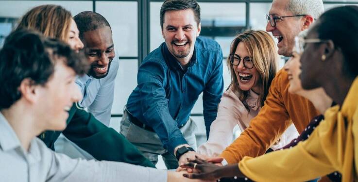 Różnorodność aktywności na imprezach integracyjnych w Sosnowcu: od team-building po relaks