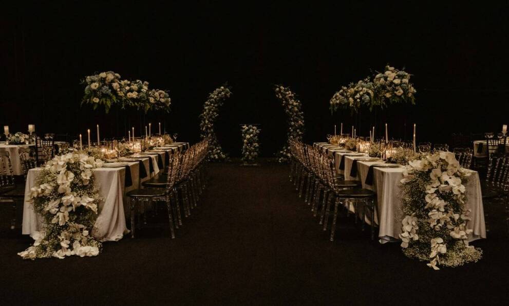 Jak wybrać odpowiednie dekoracje do ślubu w stylu glamour?