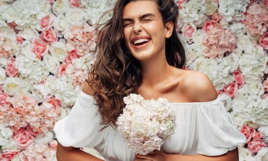 Przewodnik po materiałach i technikach tworzenia ścianek do zdjęć weselnych