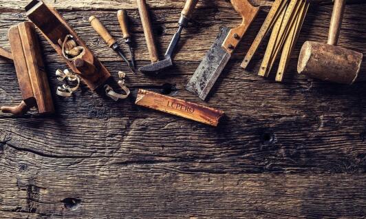 Wpływ jakości drewna na trwałość okien - co warto wiedzieć przed zakupem?