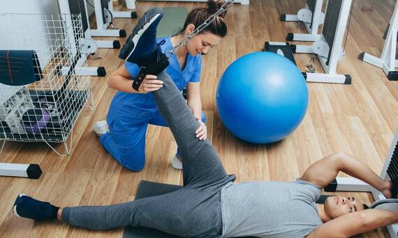 Rola edukacji pacjentów w procesie rehabilitacji: co warto wiedzieć?