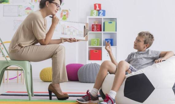 Jak terapia EEG Biofeedback wspomaga dzieci z ADHD?