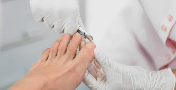 Jakie korzyści przynosi regularny pedicure?