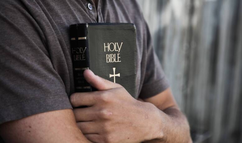 Znaczenie Biblii w kulturze i dlaczego Biblia jest źródłem kultury europejskiej