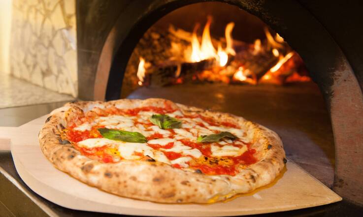 Kuchnia włoska: przepisy na pizzę  – od Margherity po autorskie kompozycje