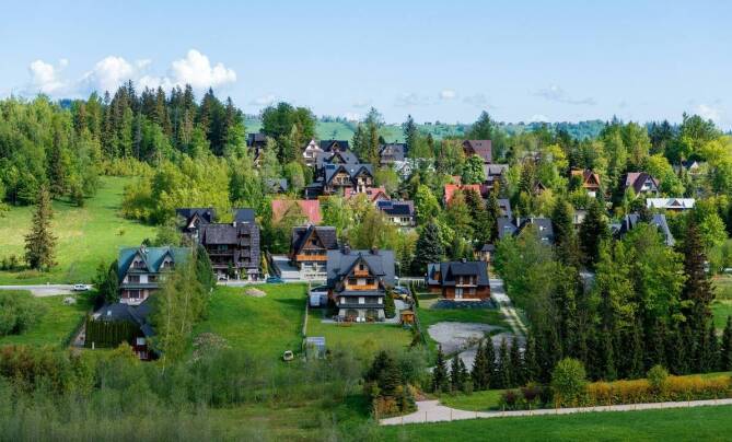 Obozy sportowe Zakopane: Idealne miejsce dla młodych sportowców