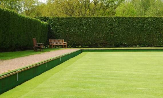 Trawa z rolki Jaworznik – idealne rozwiązanie dla intensywnie użytkowanych terenów sportowych