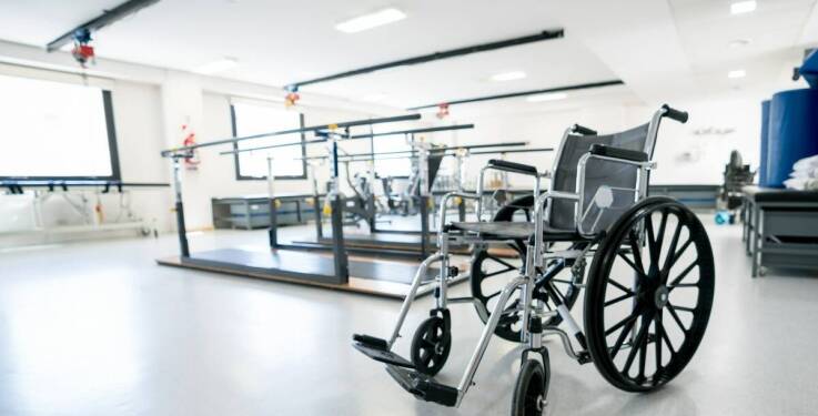 Jak nowoczesny sprzęt medyczny wspiera proces rehabilitacji pacjentów