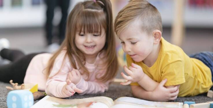 Brukowanie ścieżek edukacyjnych – korzyści i wyzwania